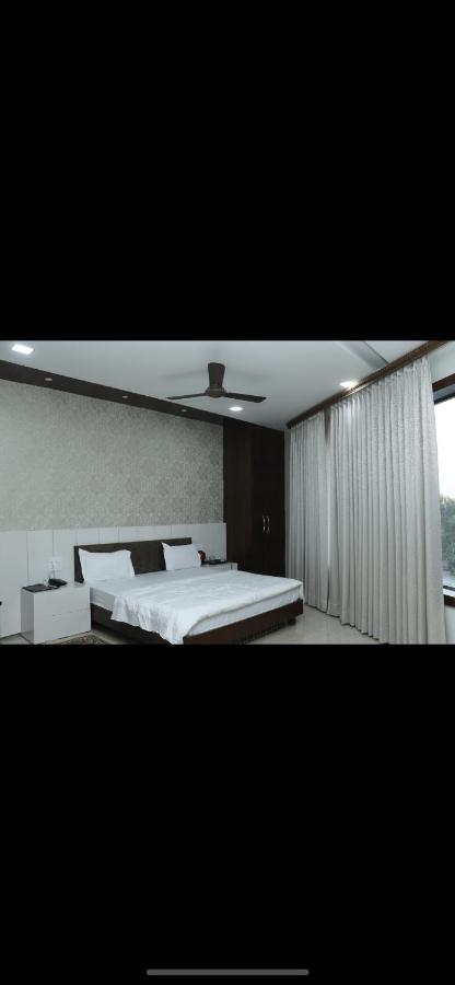 Hotel Temple View Inn Anandpur Sāhib Esterno foto