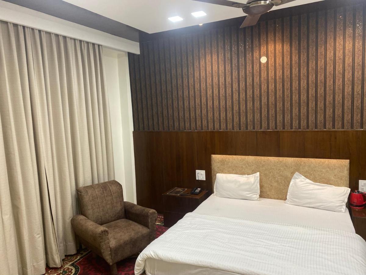Hotel Temple View Inn Anandpur Sāhib Esterno foto