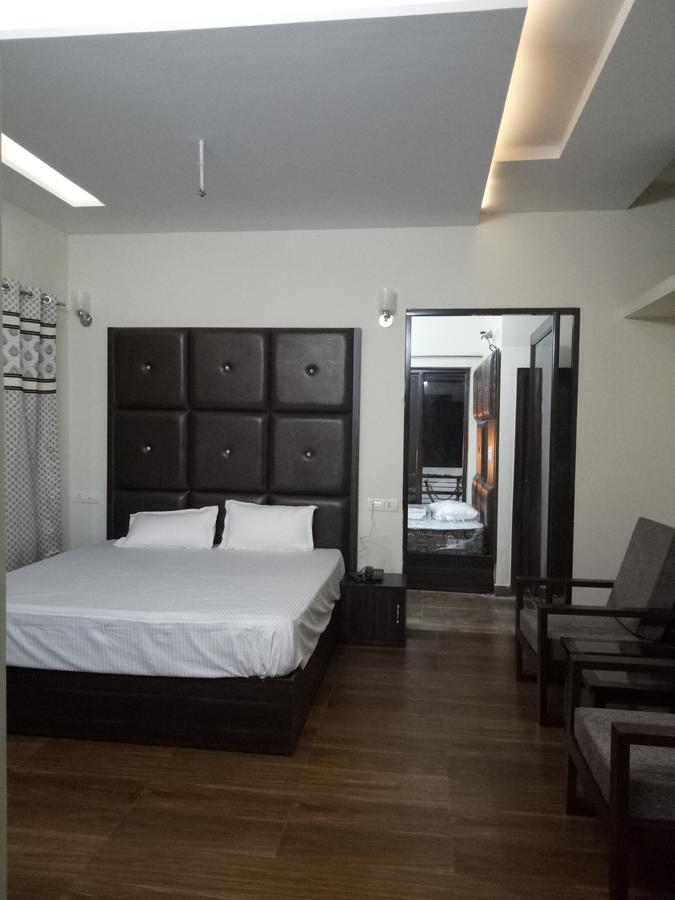 Hotel Temple View Inn Anandpur Sāhib Esterno foto