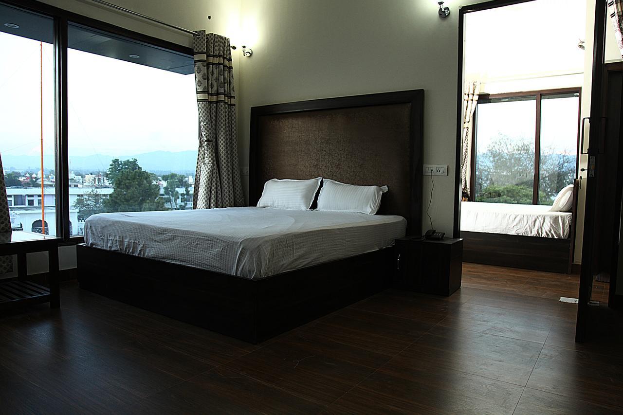 Hotel Temple View Inn Anandpur Sāhib Esterno foto
