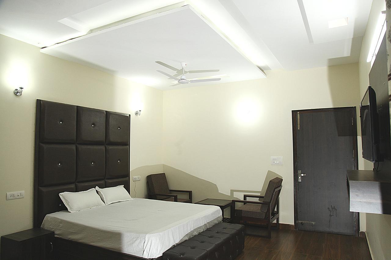 Hotel Temple View Inn Anandpur Sāhib Esterno foto